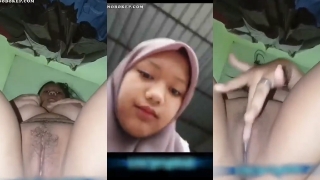Bokep SMP Mulus Omek di WC Sekolah